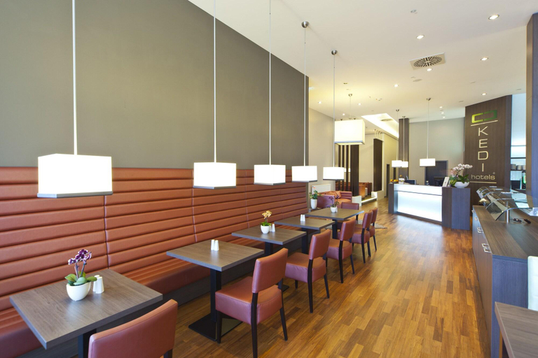 Public Area 2, KEDI Hotel Papenburg, Emsland