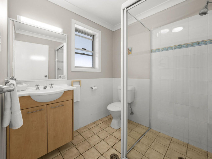 Bathroom 4, Yamba Sun Motel, Clarence Valley- Coast