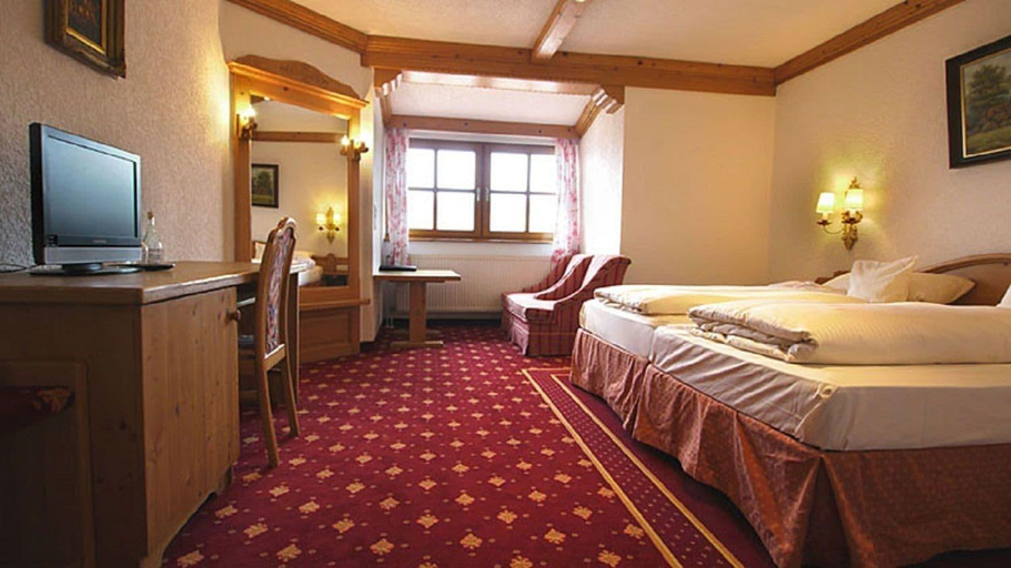 Bedroom 3, Bayerischer Hof, Cham