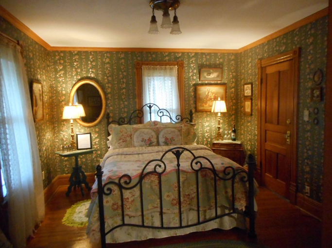 Bedroom 3, Applesauce Inn, Antrim