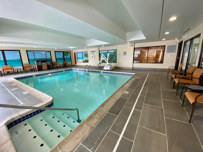 Sport & Beauty 5, Courtyard Toledo Maumee/Arrowhead, Lucas