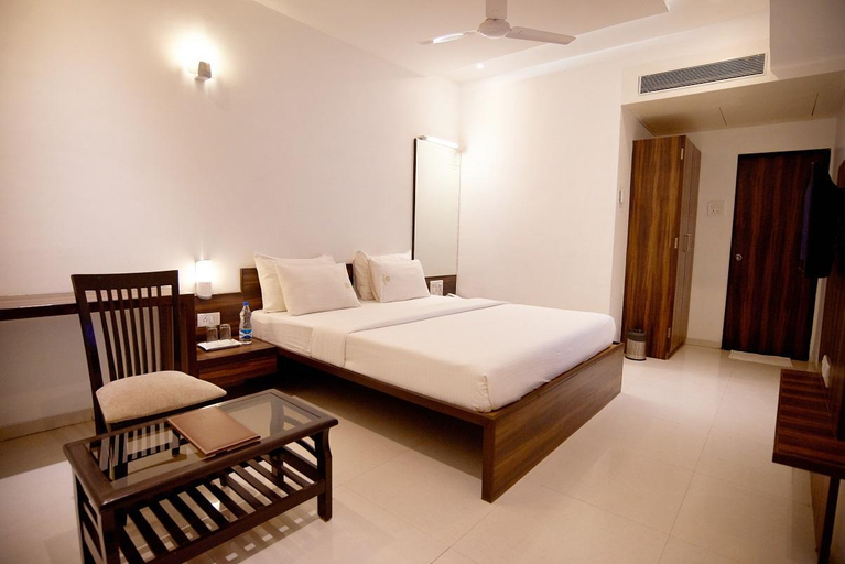 Bedroom 3, Hotel G-Square Shirdi, Ahmadnagar