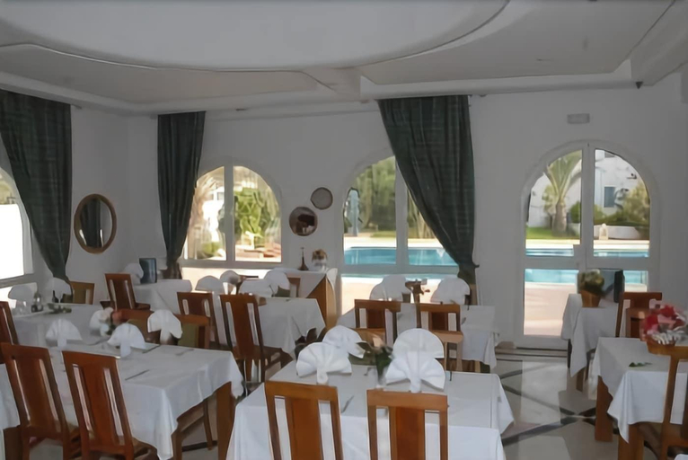Food & Drinks, Menzel Dija, Djerba Midoun