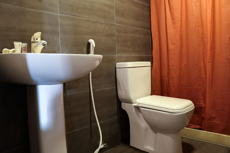 Bathroom 4, Grand Suites, Beirut