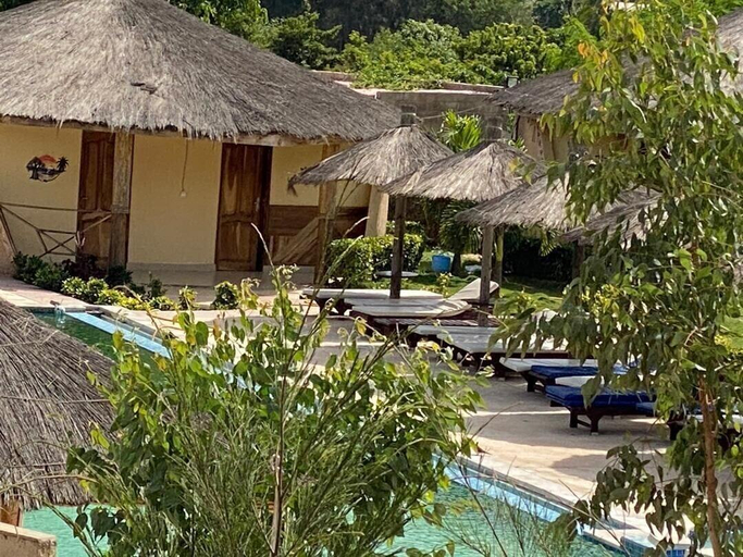 Exterior & Views 2, Le Campement Lac Rose, Rufisque