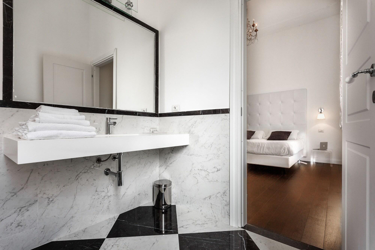 Bathroom 2, Cagliarincentro, Cagliari