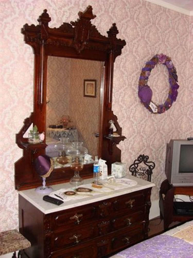 Public Area, Rocking Horse Inn, Portage