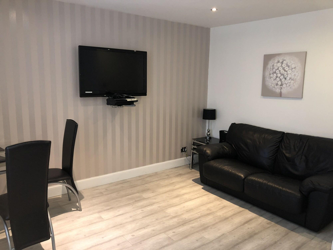 Exterior & Views, Chapel Apartments, Aberdeen