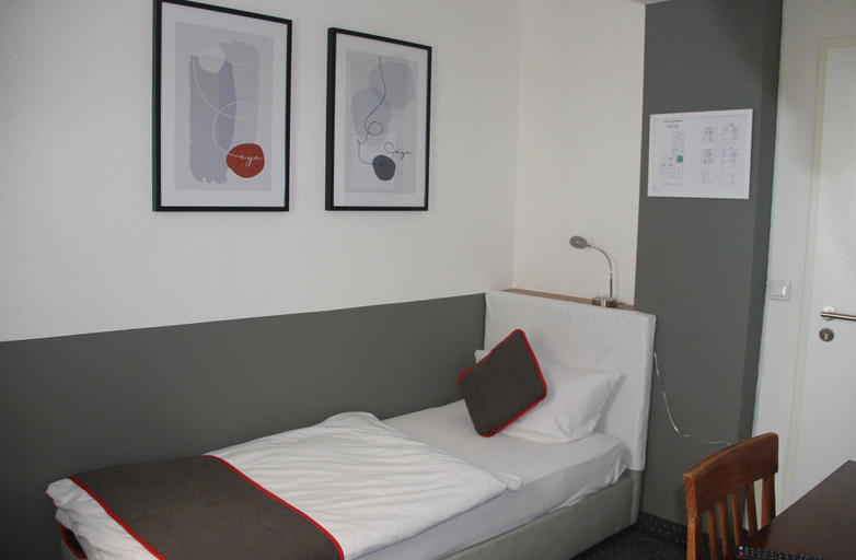 Bedroom 4, Enger Hof, Düsseldorf