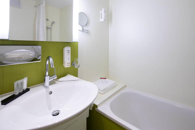 Bathroom 4, Parkhotel Schoenegg, Interlaken