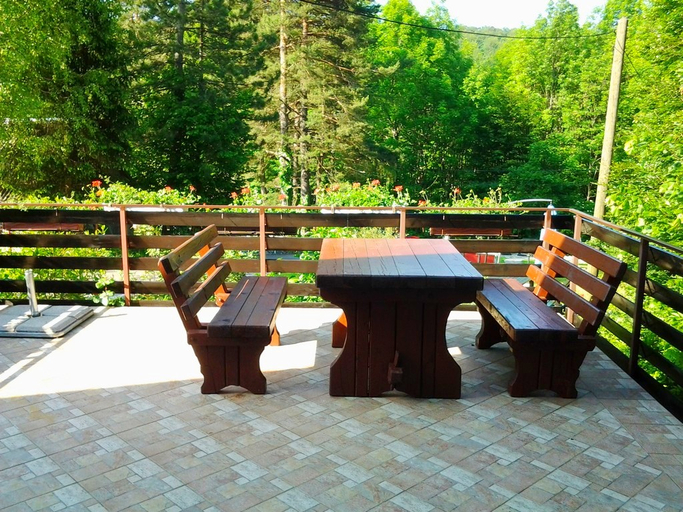 Others 5, House Sankovic, Plitvička Jezera