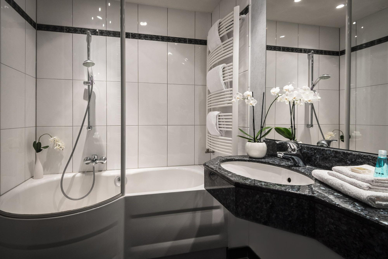 Bathroom 5, Gut Dyckhof, Rhein-Kreis Neuss