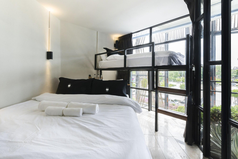 Bedroom 3, Chingcha Bangkok - Hostel, Phra Nakhon