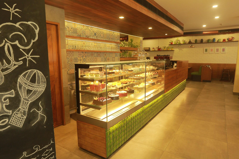 Food & Drinks 5, Avenue Regent, Ernakulam