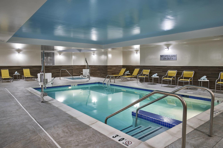 Sport & Beauty, Fairfield Inn & Suites Alexandria, Fairfax