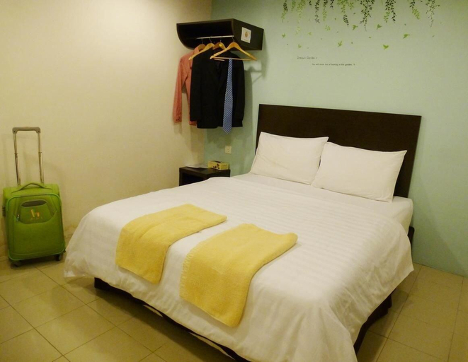 Bedroom 3, Your Hotel, Klang
