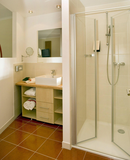 Bathroom 5, Balance, Klagenfurt Land