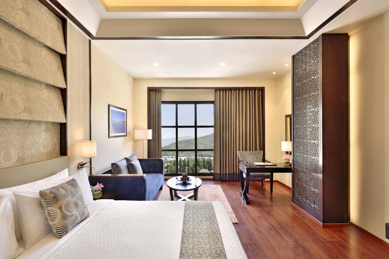 Bedroom 3, Four Points By Sheraton Srinagar, Srinagar