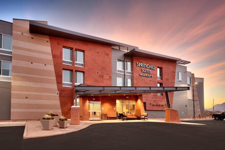 Exterior & Views 2, SpringHill Suites Moab, Grand