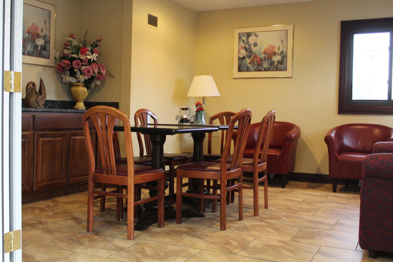 Others 5, American Inn & Suites, Cook