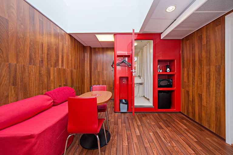 Others 5, Omena Hotel Lonnrotinkatu, Uusimaa