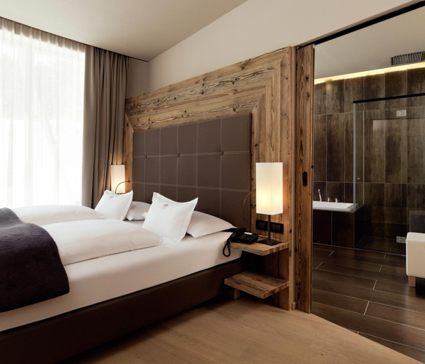 Bedroom 4, Alpina Dolomites, Bolzano