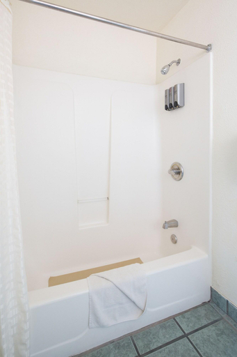 Bathroom 5, Inn By the Bay Monterey, Monterey