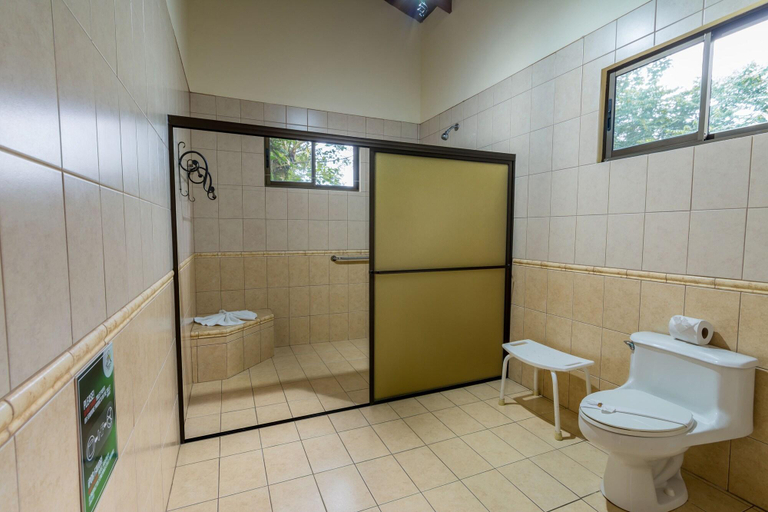 Bathroom 4, El Silencion del campo, San Carlos