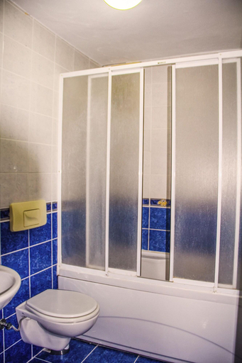 Bathroom 4, Aysev, Alanya