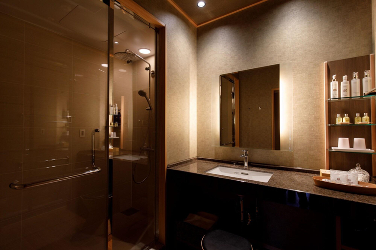 Bathroom, Nakanobo Zuien, Nishinomiya