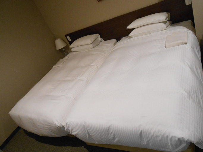 Bedroom 4, Hotel Crown Hills Sendai Aobadori, Sendai