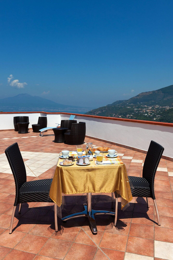 Exterior & Views 2, Bed And Breakfast Sunflower, Napoli