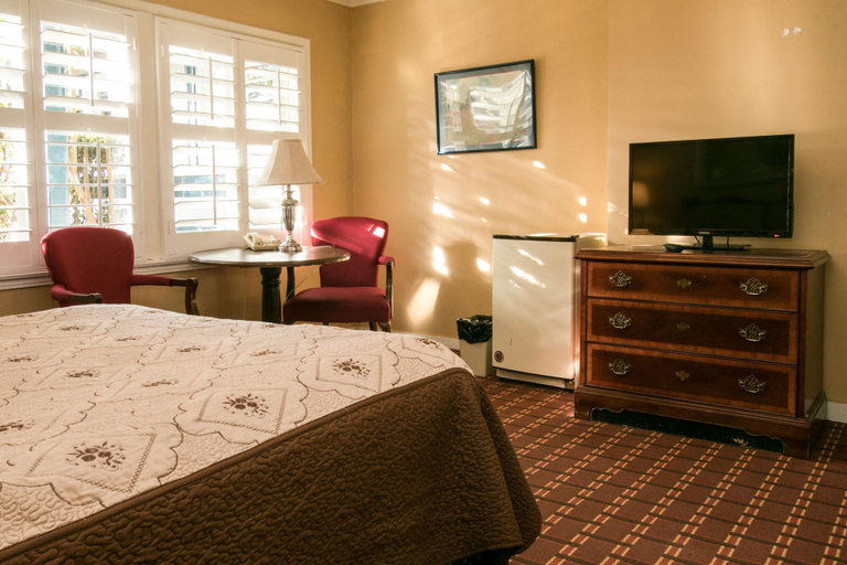 Public Area 3, Carmel Wayfarer Inn, Monterey