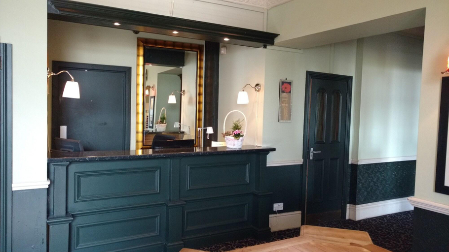 Public Area 3, Royal Hotel, Bar & Grill, Thurrock