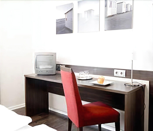 Bedroom 5, Hotel Westend, Nürnberg