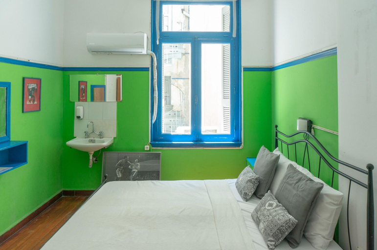 Bedroom 4, Dioskouros, Attica