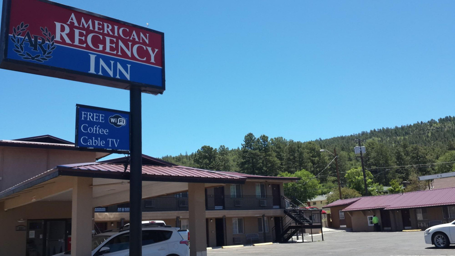 Public Area 1, American Regency Inn, Coconino