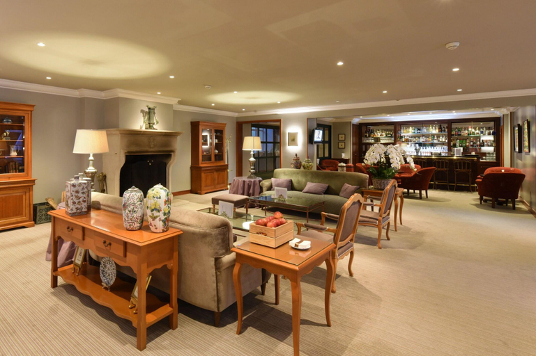 Public Area 4, Hotel La Barcarolle, Nyon