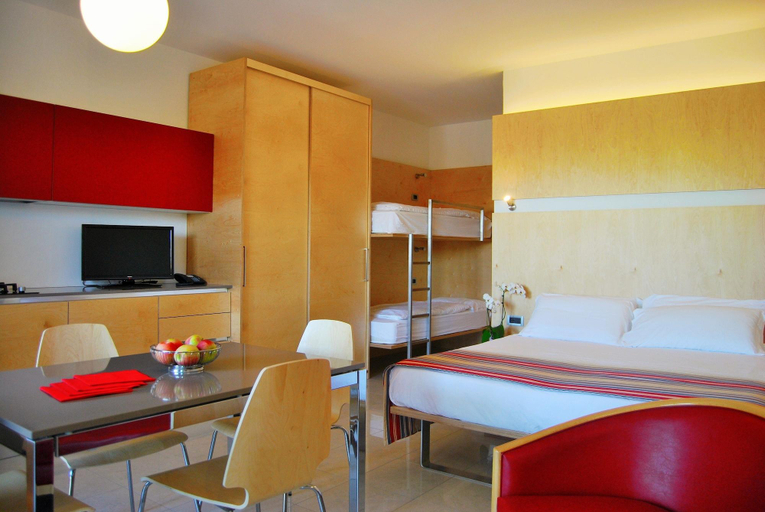 Bedroom 3, Albatros Ferienanlage - Aparthotel / Feriendorf Lo, Udine