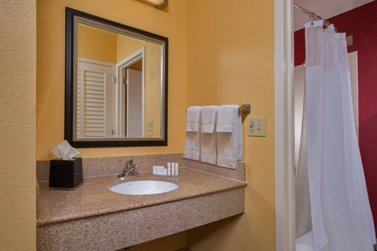 Bathroom 4, Courtyard Annapolis, Anne Arundel