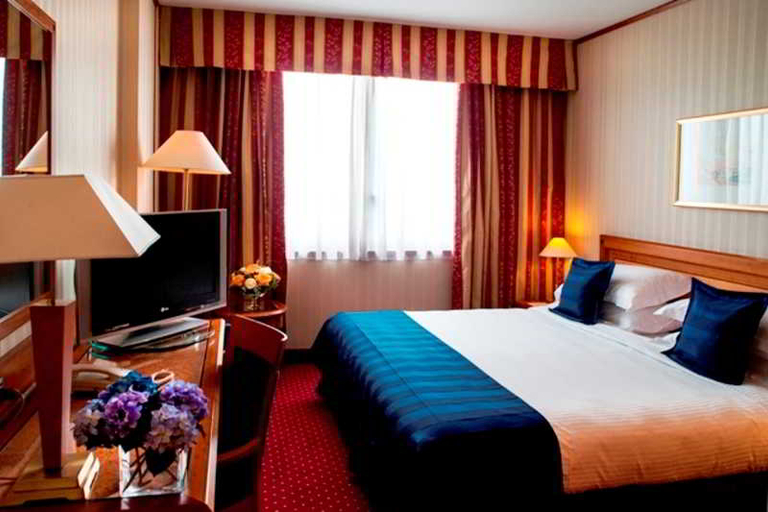 Bedroom 24