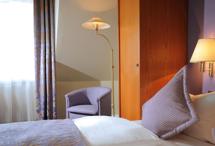 Bedroom 4, Schwanefeld, Zwickau