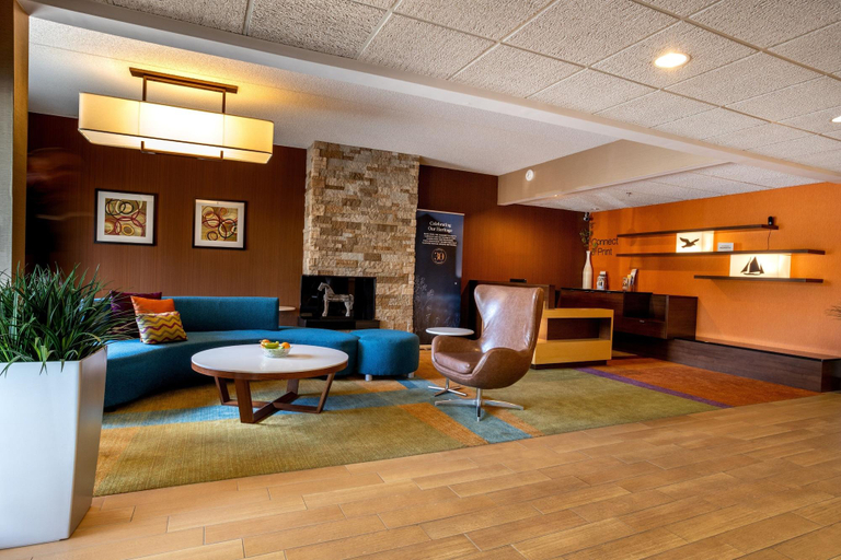 Public Area 3, Quality Inn & Suites Sandusky, Erie