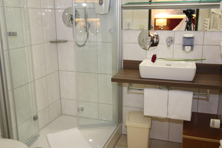 Bathroom 4, Ringhotel Hasen, Böblingen