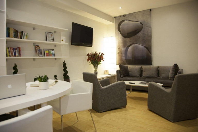 Public Area 3, Hostal Goya, Barcelona