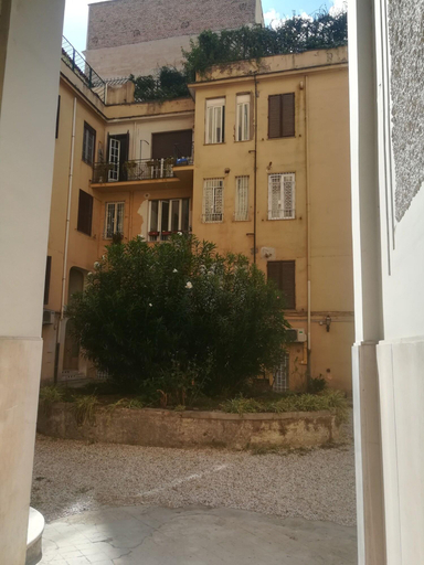 Exterior & Views 2, Maison Maneli Luxury B B, Rome