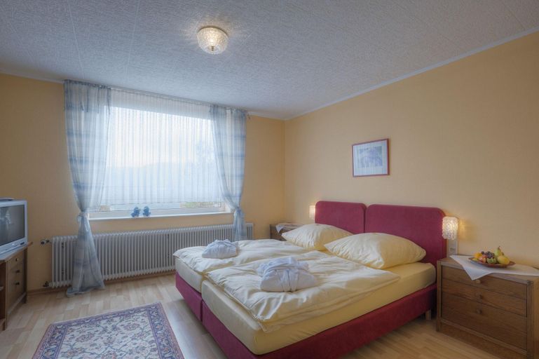 Bedroom 4, Waldhotel Sonnenberg, Eifelkreis Bitburg-Prüm