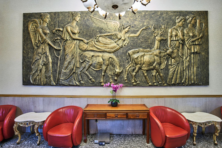 Public Area 3, Flushing Hotel, New York