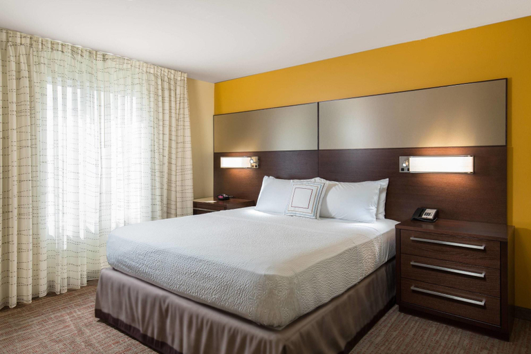 Bedroom 3, Residence Inn Denver Stapleton, Denver