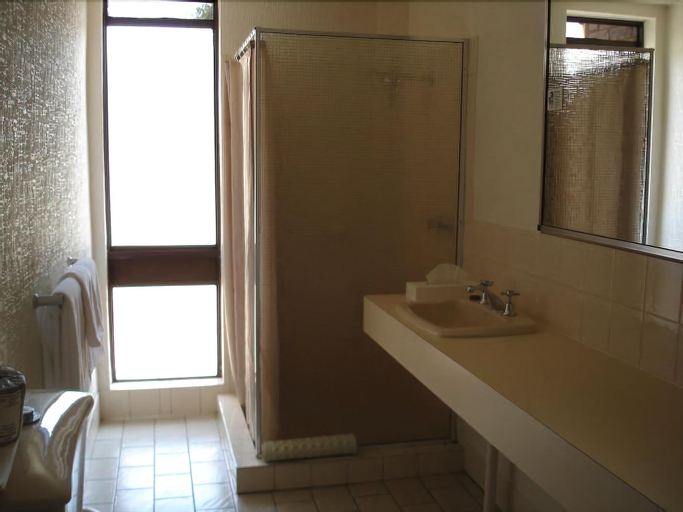 Bedroom 4, Albury Townhouse, Albury